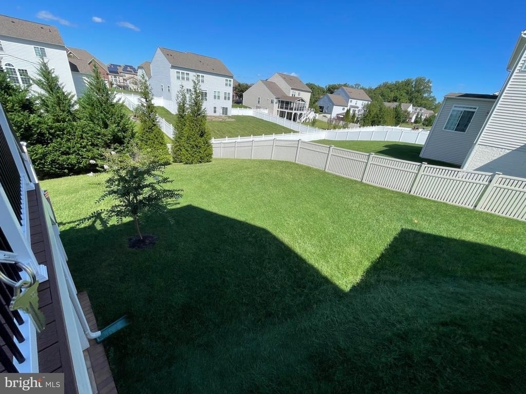 5801 Coppelia Drive - Photo 22