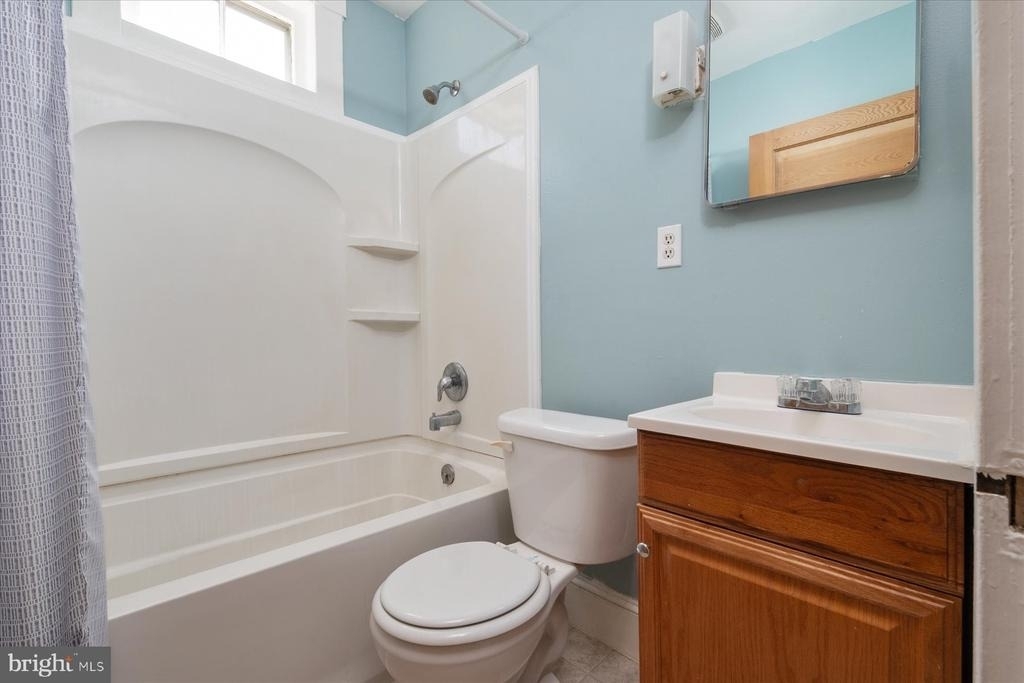 104 Maple Avenue - Photo 5
