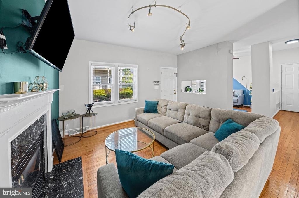 7304 Point Patience Way - Photo 9