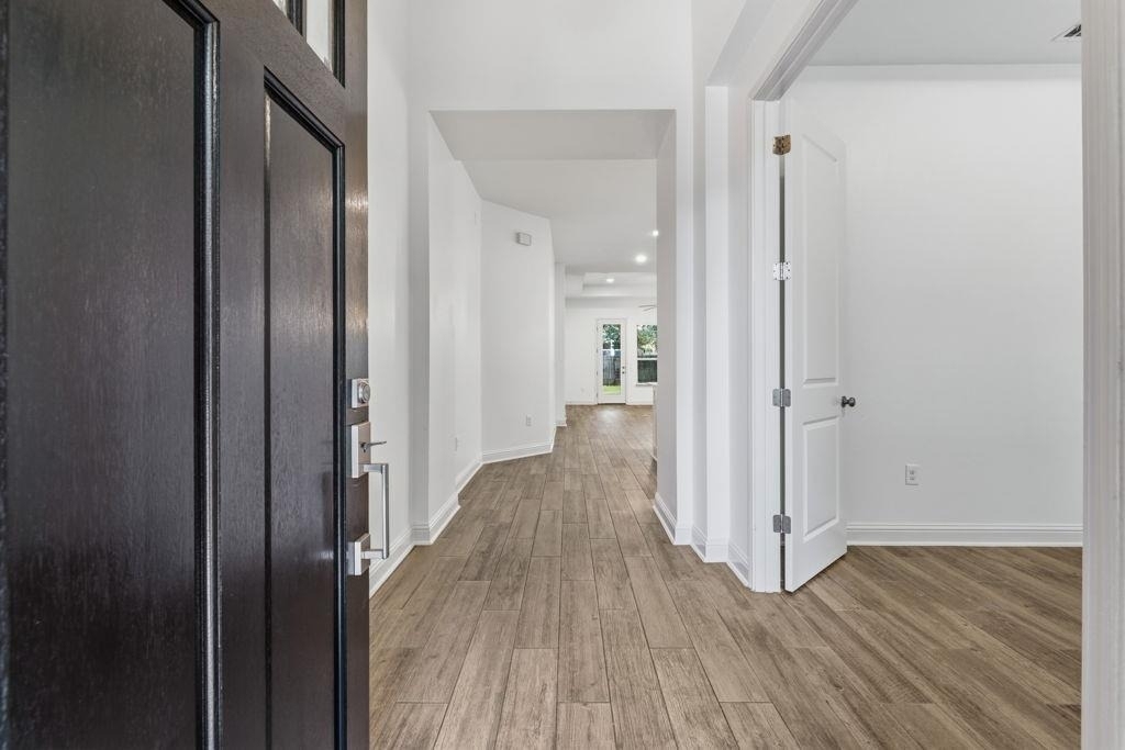 5209 Mandevilla Dr - Photo 5