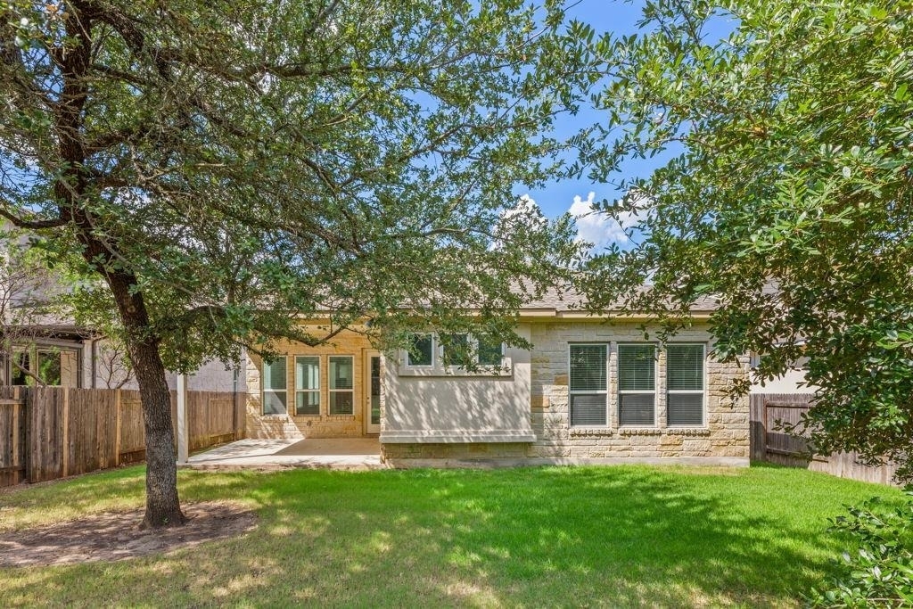 5209 Mandevilla Dr - Photo 34
