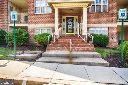 1708 Landmark Drive - Photo 0