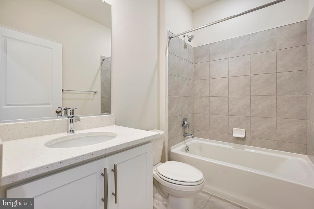 857 Amity Street - Photo 33