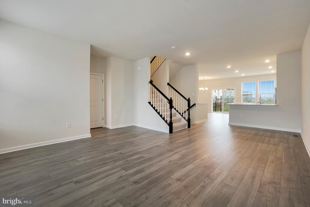 857 Amity Street - Photo 8