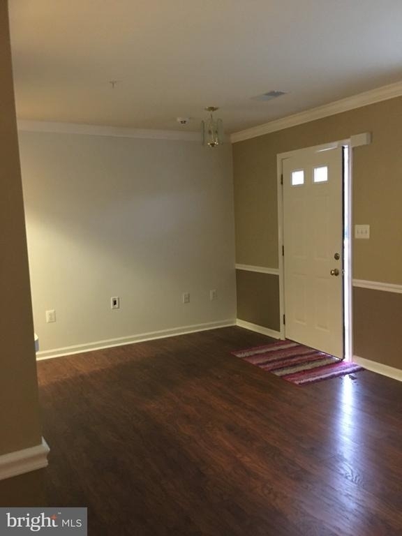 114 N Altamont Avenue - Photo 1
