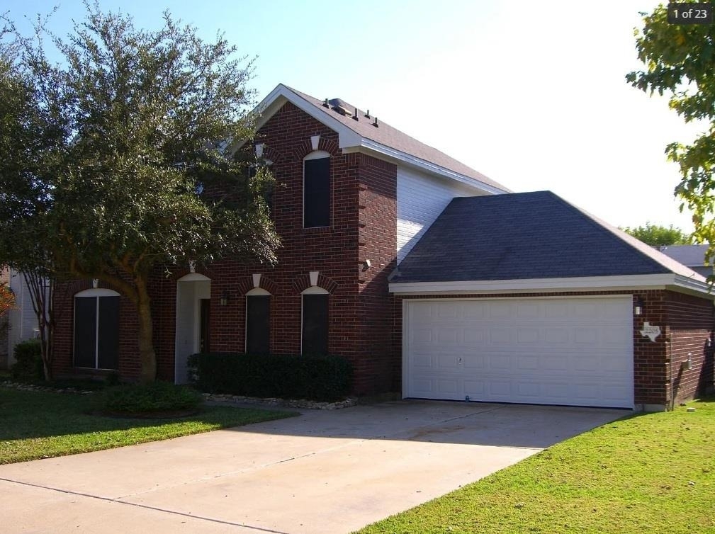 2205 Wisteria Way - Photo 0