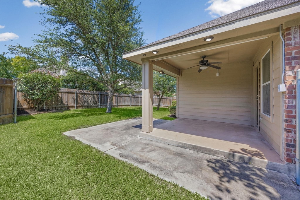 2300 Ambling Trl - Photo 21