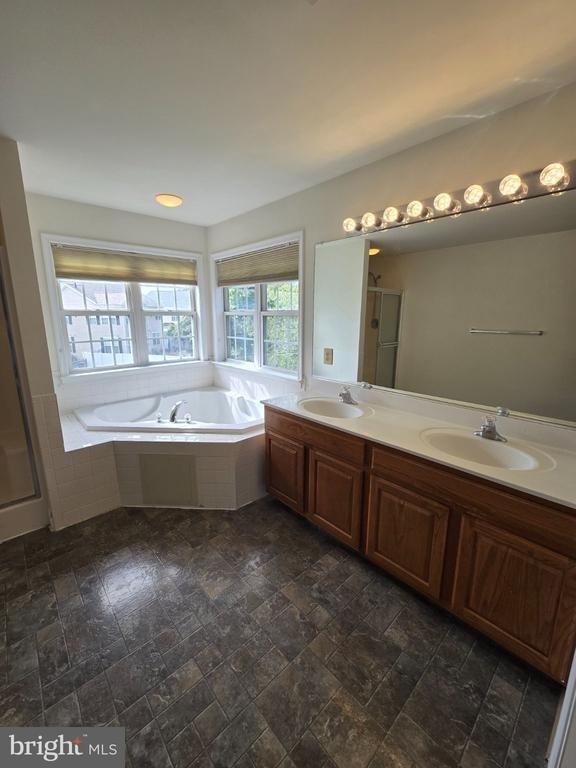 10491 Carberry Court - Photo 32