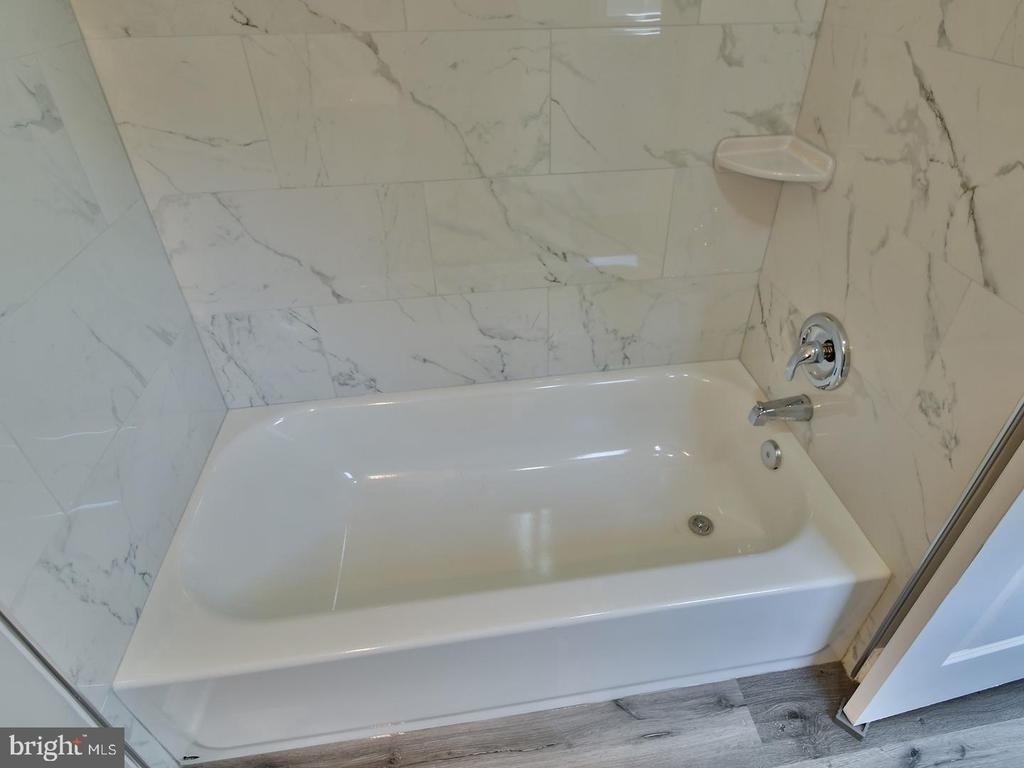 19 Pelczar Avenue - Photo 39