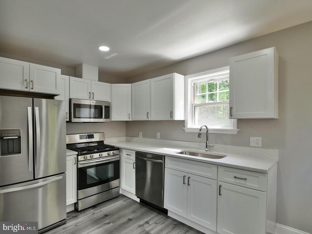 19 Pelczar Avenue - Photo 16