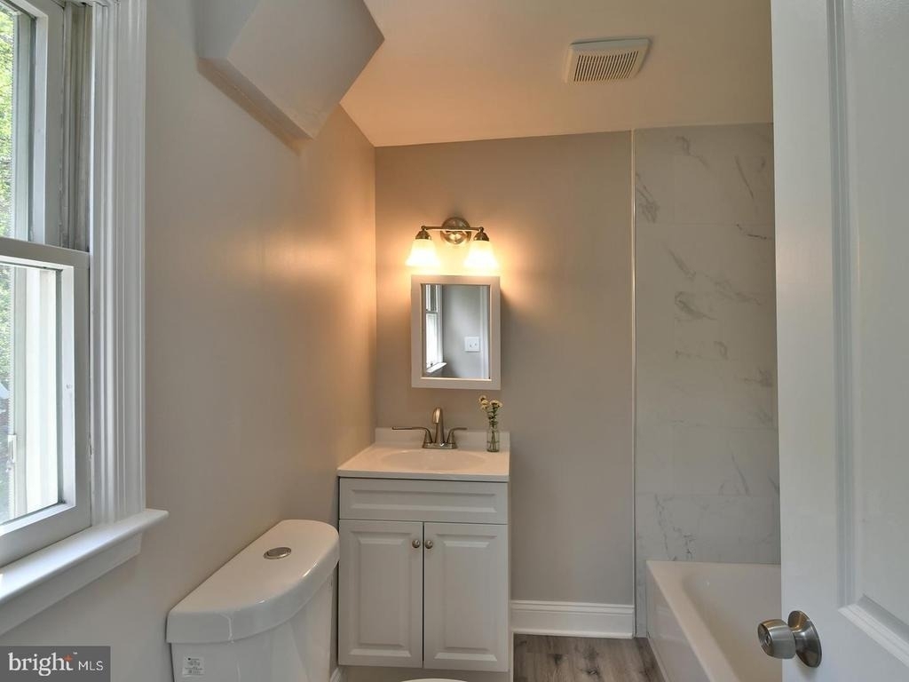 19 Pelczar Avenue - Photo 38