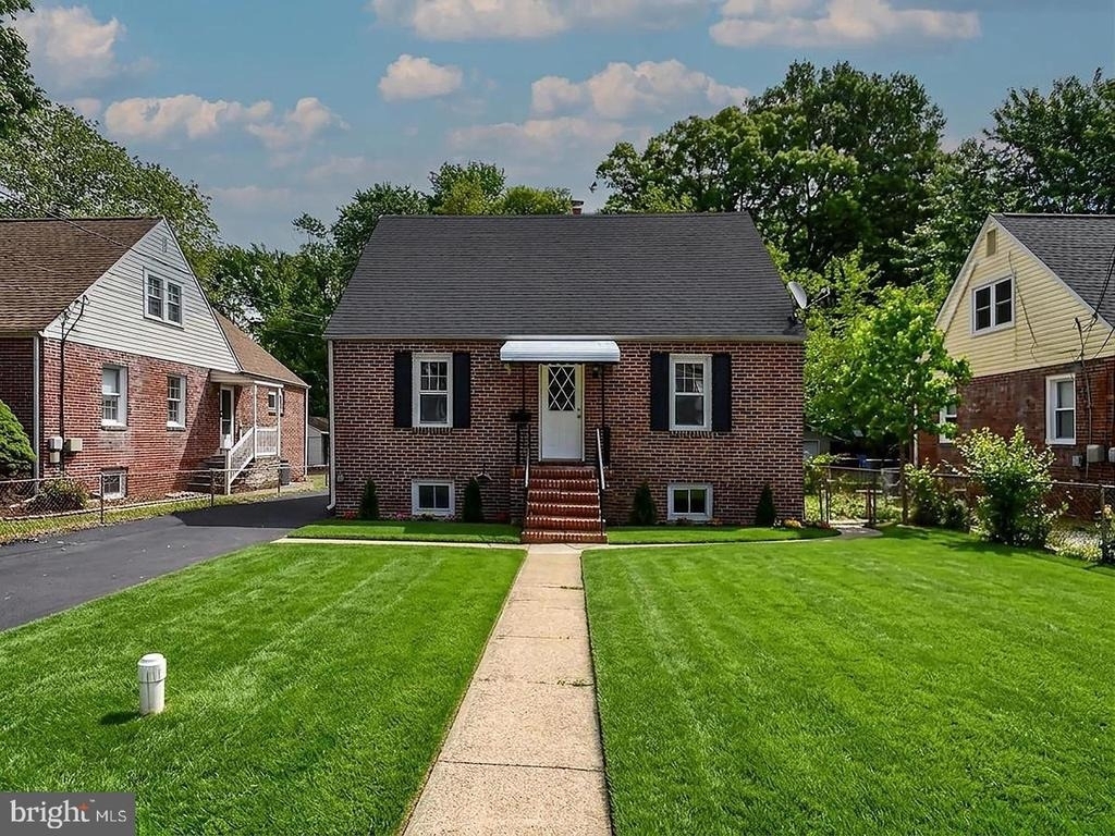 19 Pelczar Avenue - Photo 1