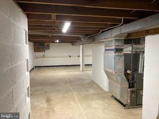 8 Virginia Avenue - Photo 14