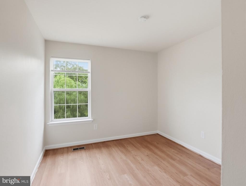 7203 Rutherford Green Circle - Photo 17