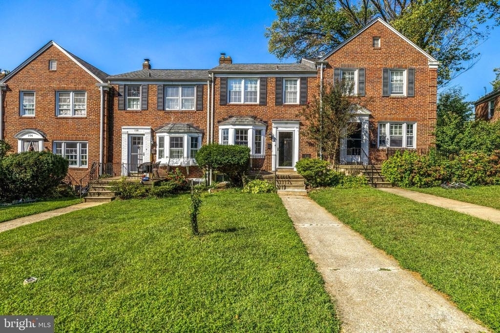 110 Brandon Road - Photo 1