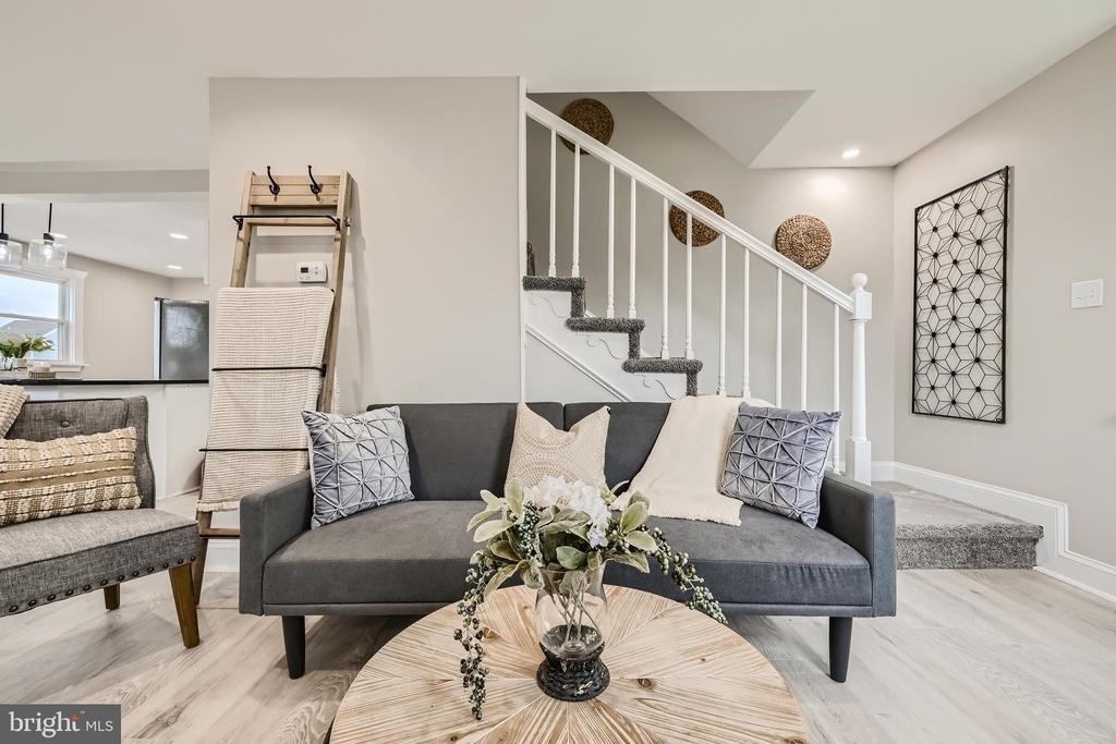 822 Wise Avenue - Photo 5