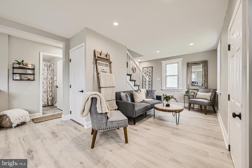 822 Wise Avenue - Photo 3