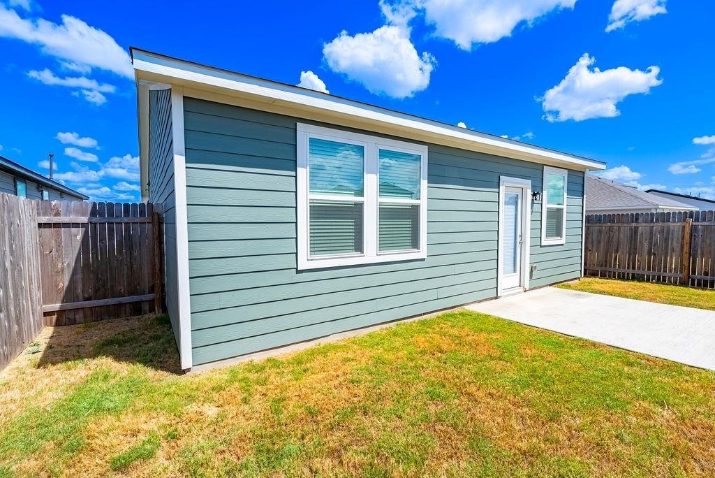 10609 Best Bet Way - Photo 21