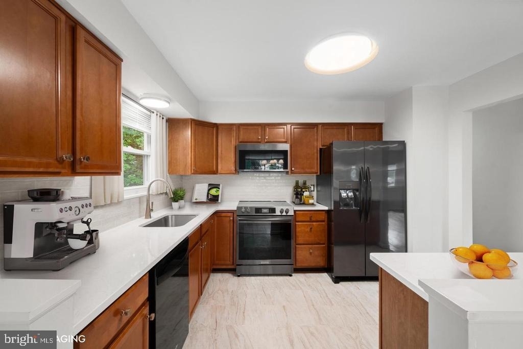 100 Oak Drive - Photo 7