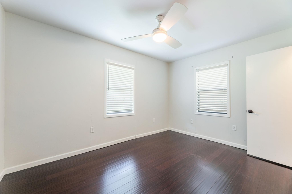 1717 Bunche Rd - Photo 8