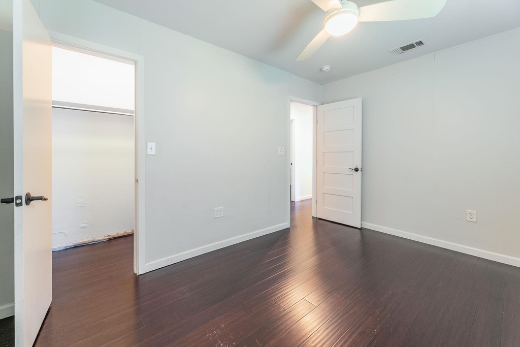 1717 Bunche Rd - Photo 9