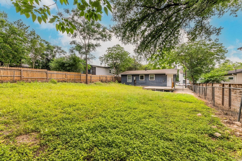 1717 Bunche Rd - Photo 25