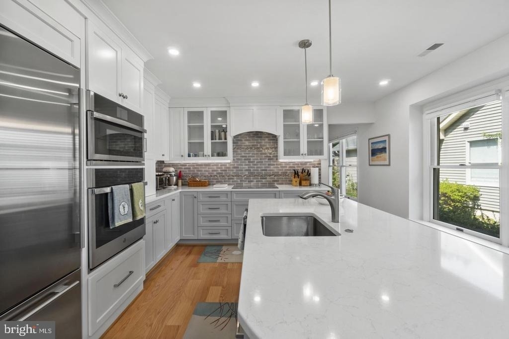 709 Sydney Terrace - Photo 7