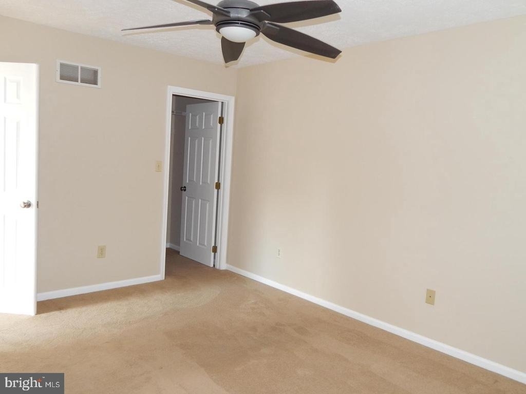 862 N Waterford Lane - Photo 12