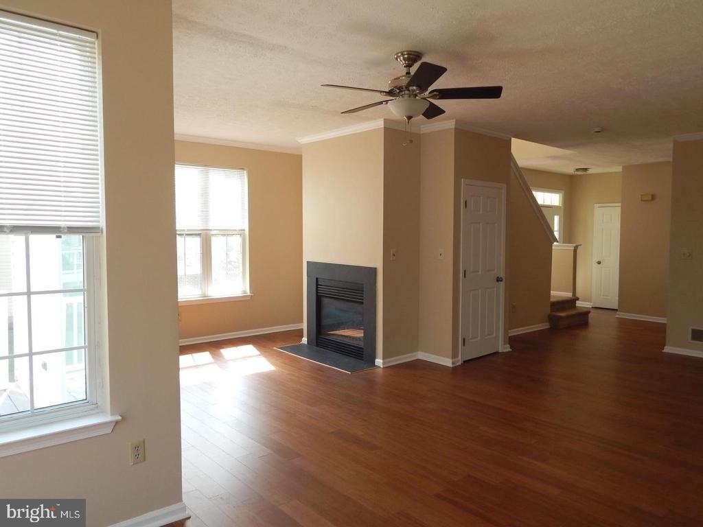 862 N Waterford Lane - Photo 3