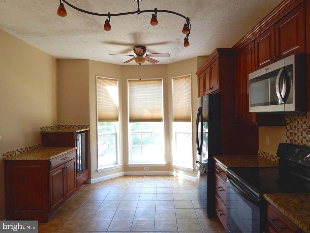 862 N Waterford Lane - Photo 6