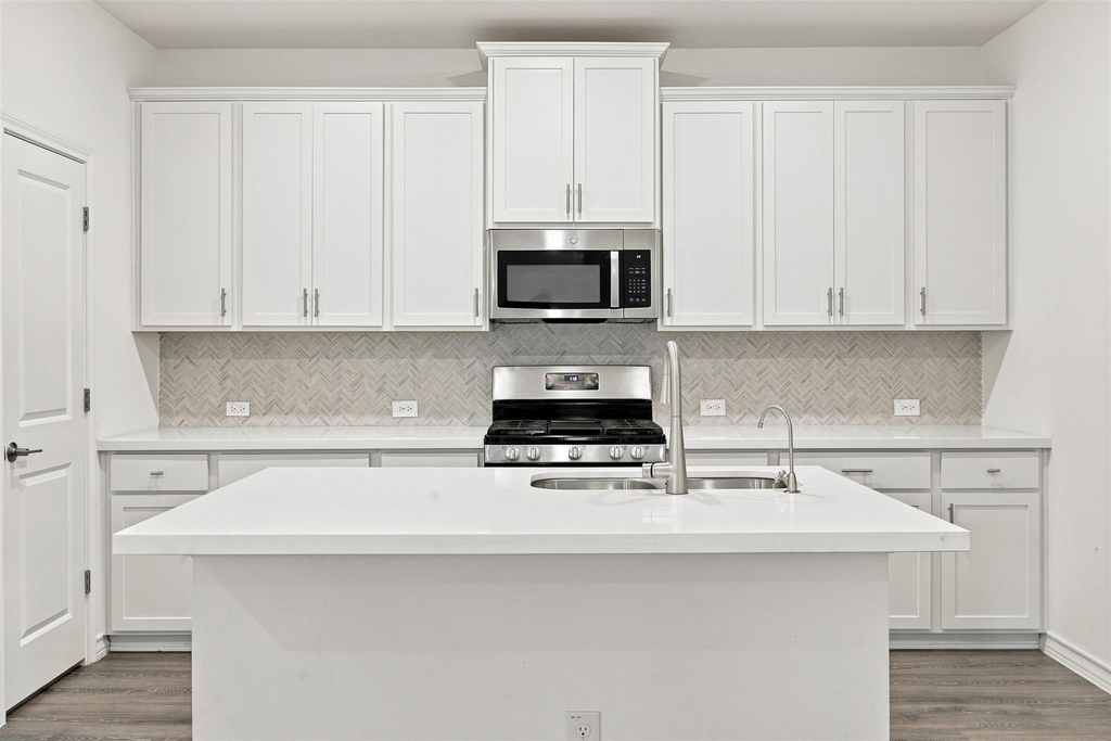 102 Gracie Way - Photo 10