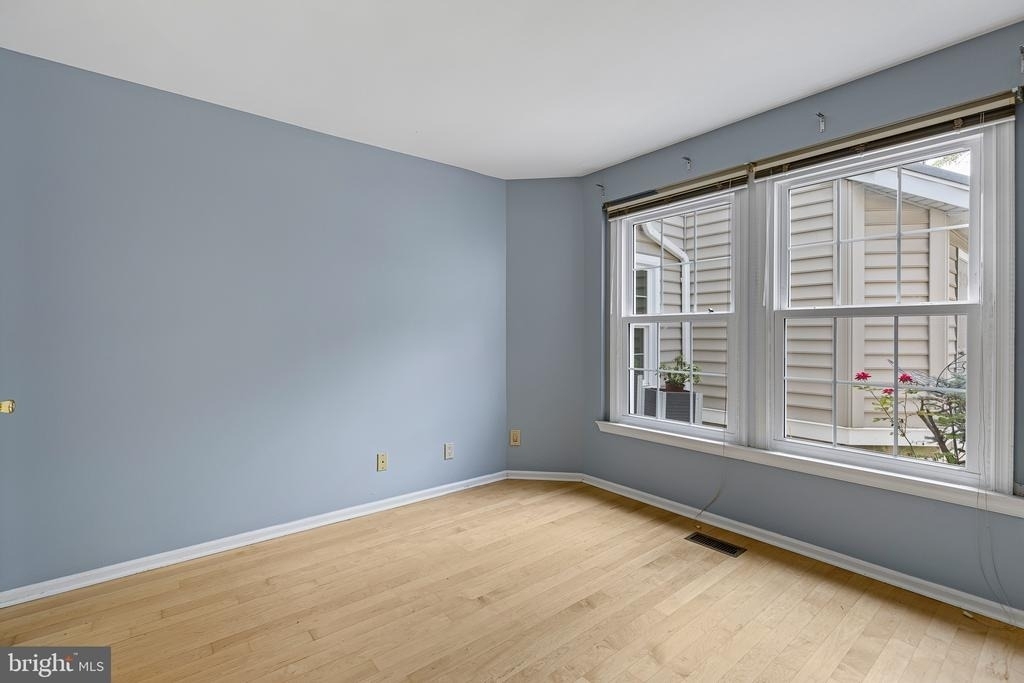 1312 Braken Avenue - Photo 15