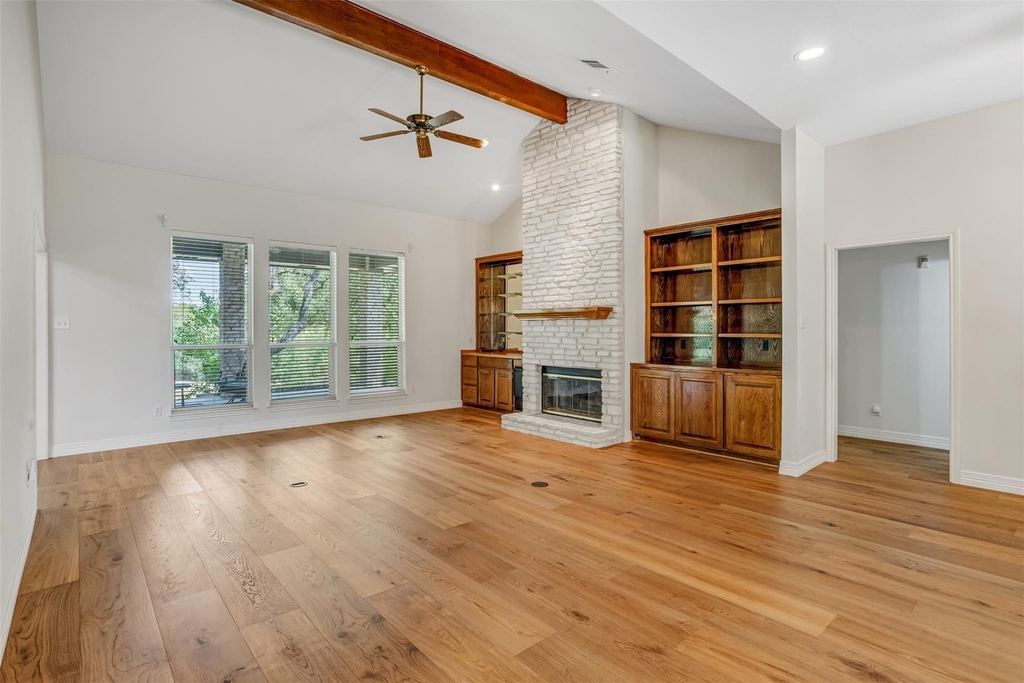 410 Rolling Green Dr - Photo 4