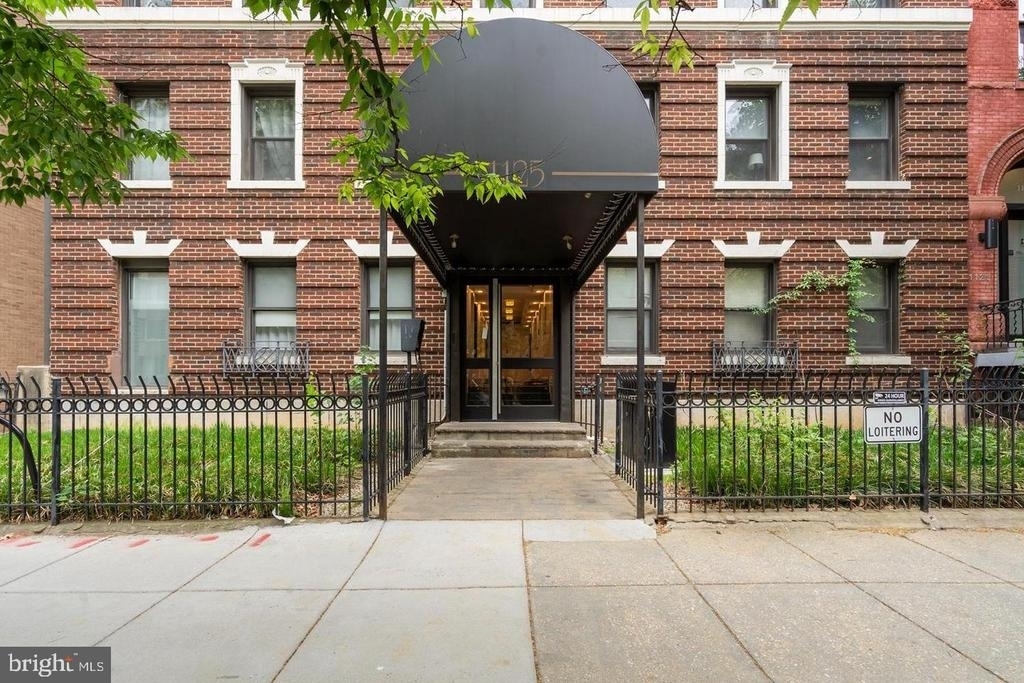 1125 12th Street Nw - Photo 1