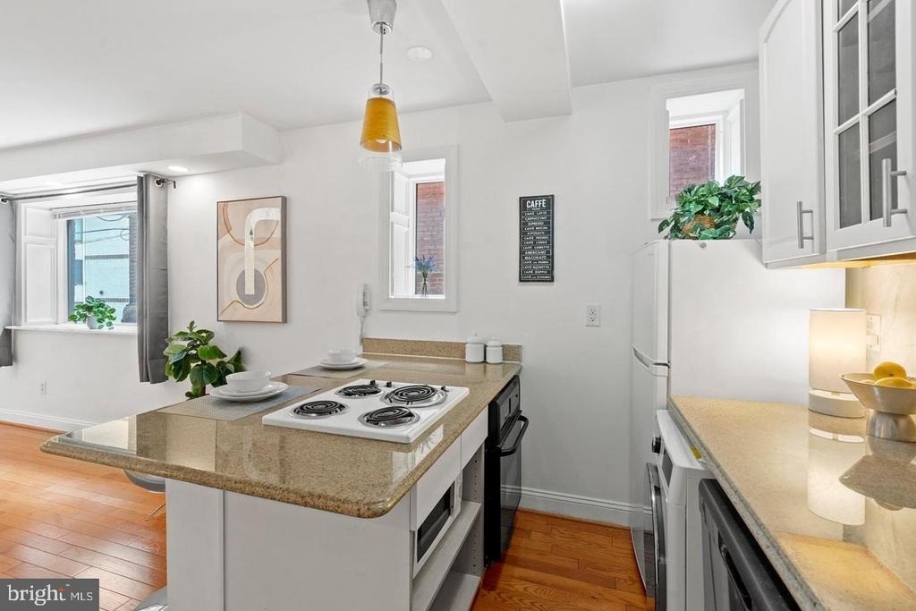 1125 12th Street Nw - Photo 7