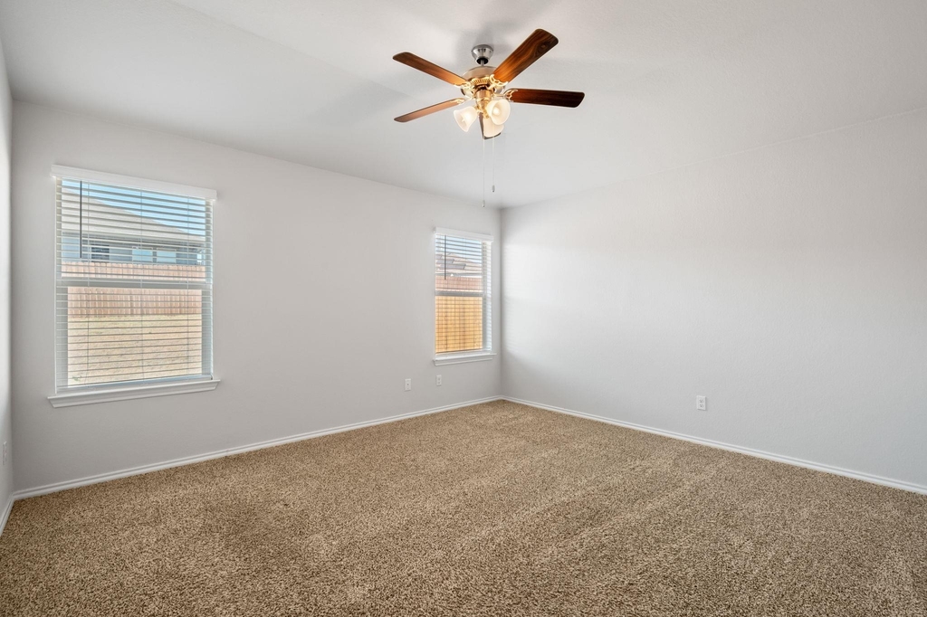 1430 Piedmont St - Photo 18
