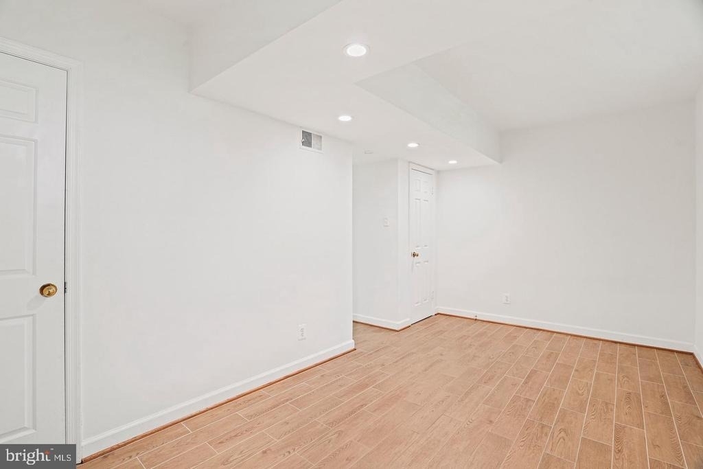3610 39th Street Nw - Photo 24