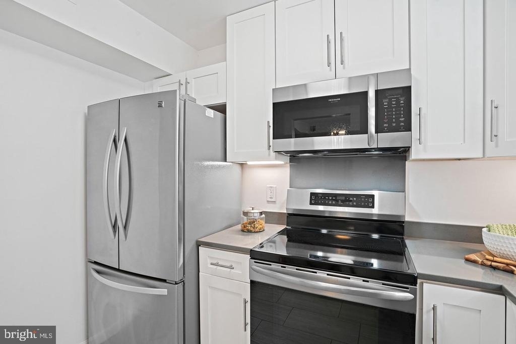 3610 39th Street Nw - Photo 10