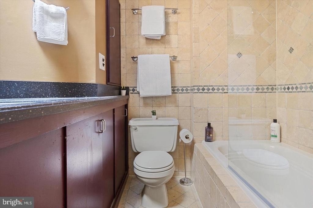 2415 I Street Nw - Photo 40