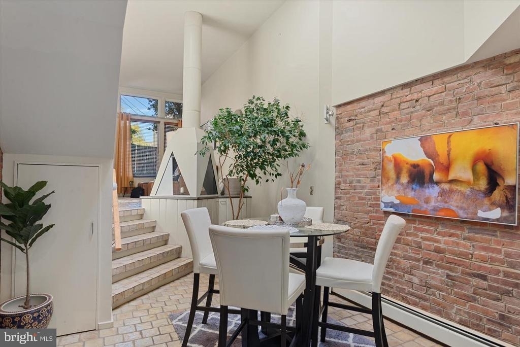 2415 I Street Nw - Photo 45