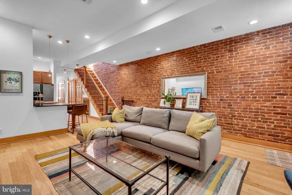 1810 6th Street Nw - Photo 9