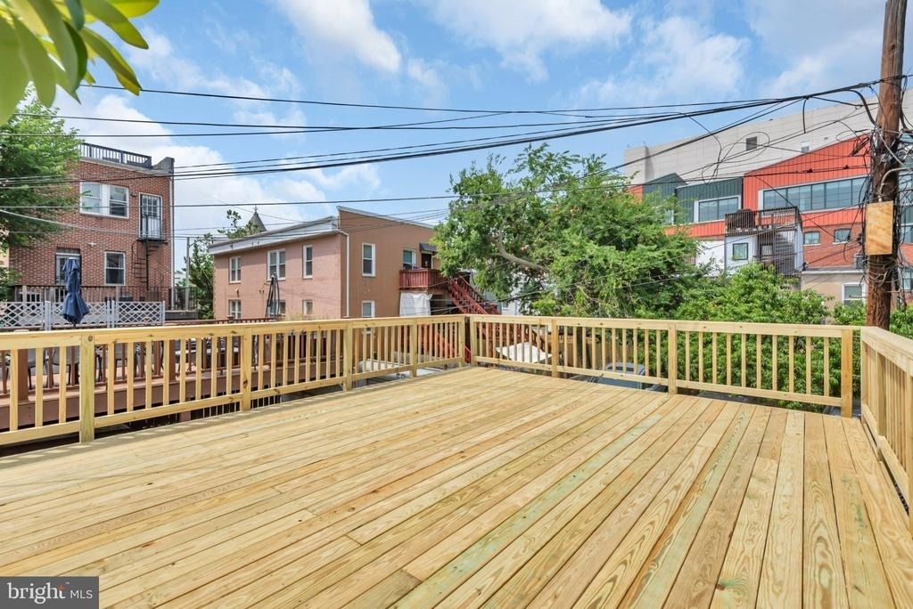 1810 6th Street Nw - Photo 32