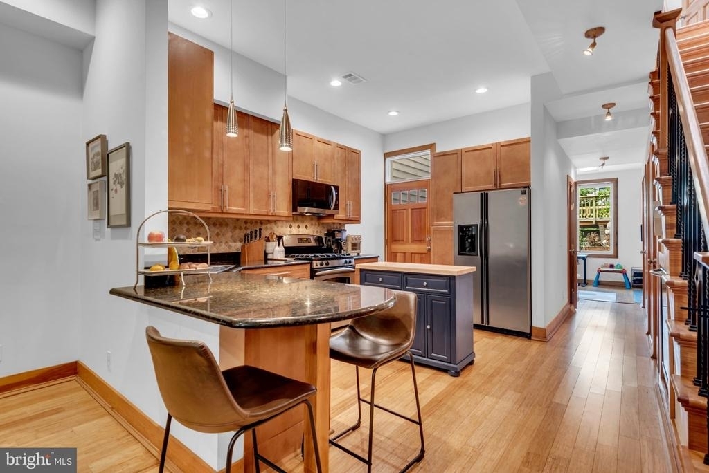 1810 6th Street Nw - Photo 11
