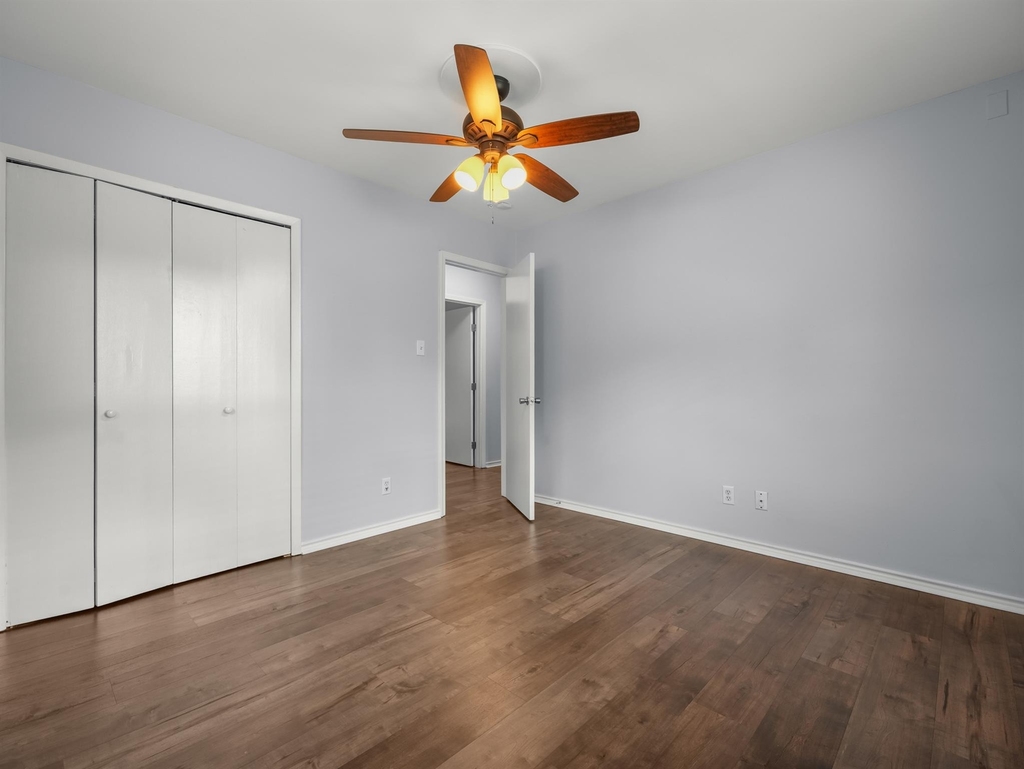 8010 Camden Dr - Photo 21