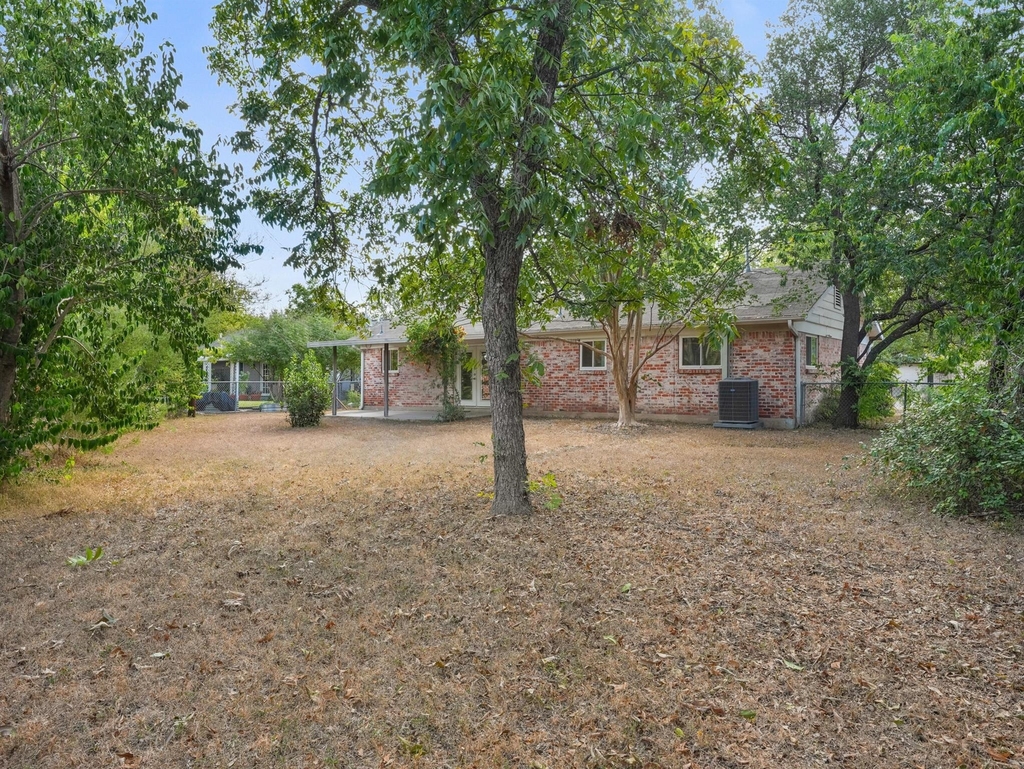 8010 Camden Dr - Photo 26
