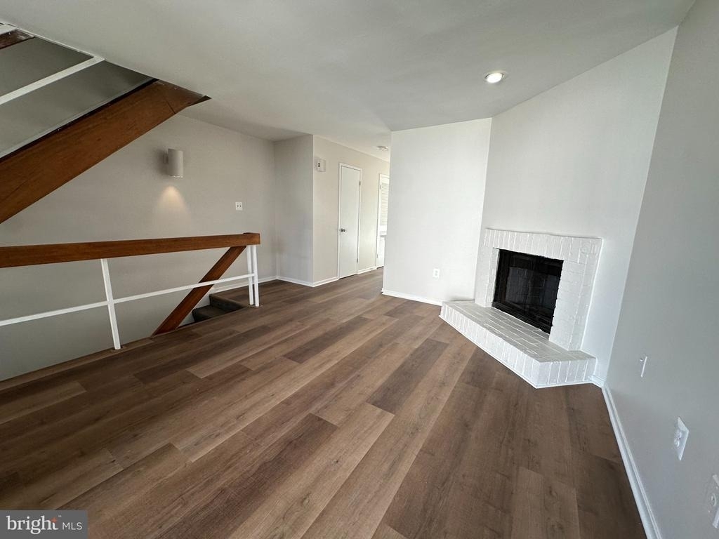1818 Bryant Street Ne - Photo 3