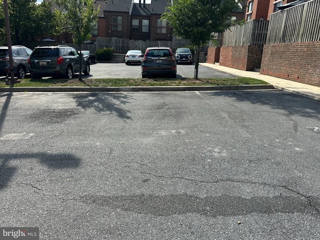 1818 Bryant Street Ne - Photo 11