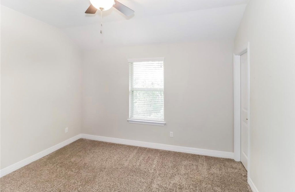 542 Bonnet Blvd - Photo 16
