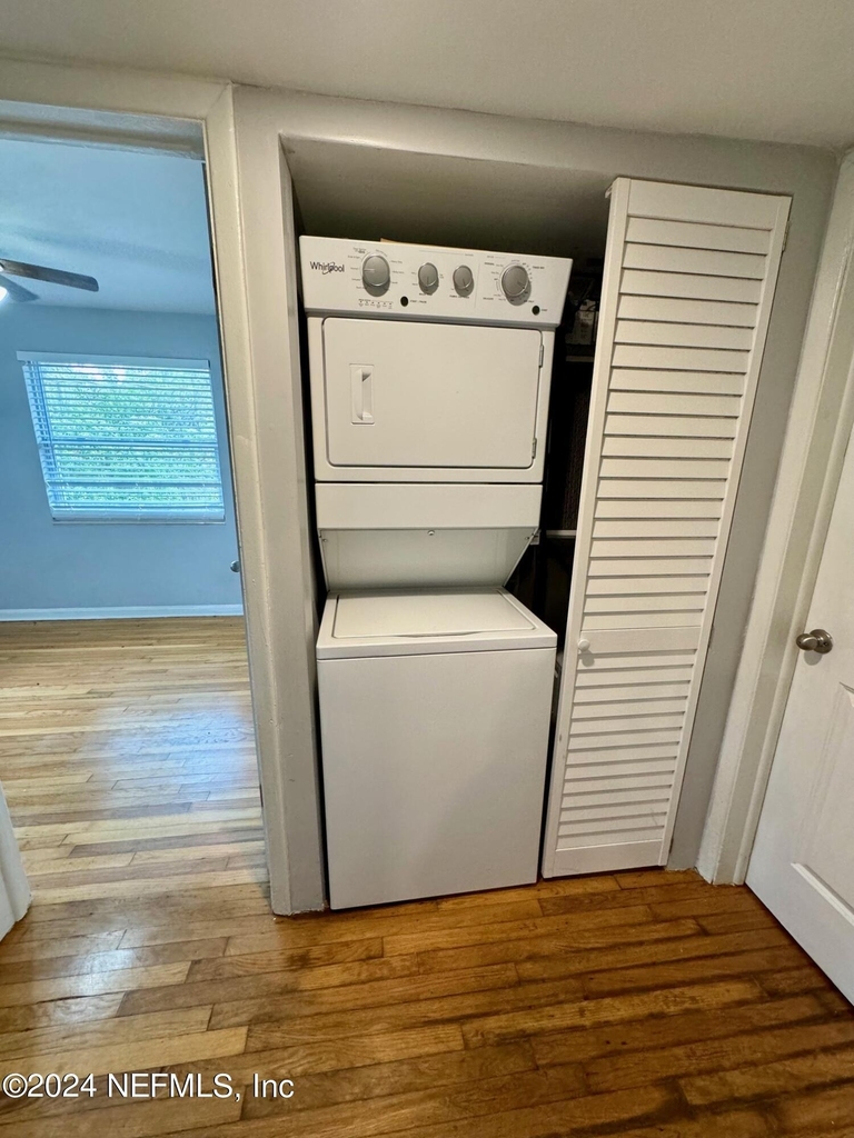 3337 Drew Street - Photo 11