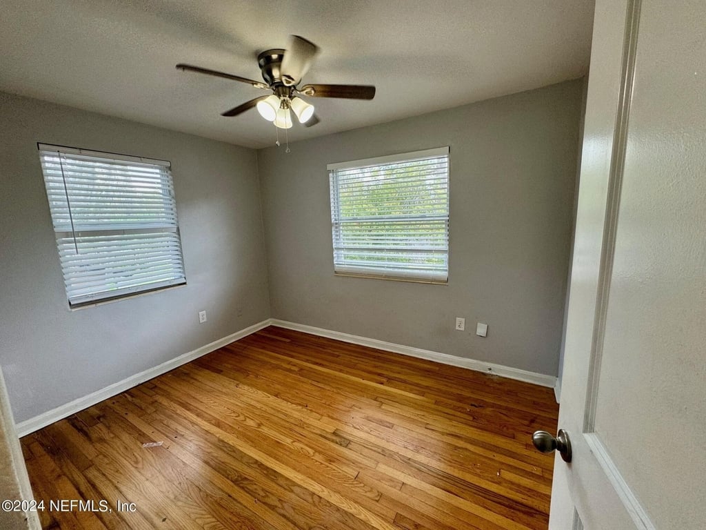 3337 Drew Street - Photo 6